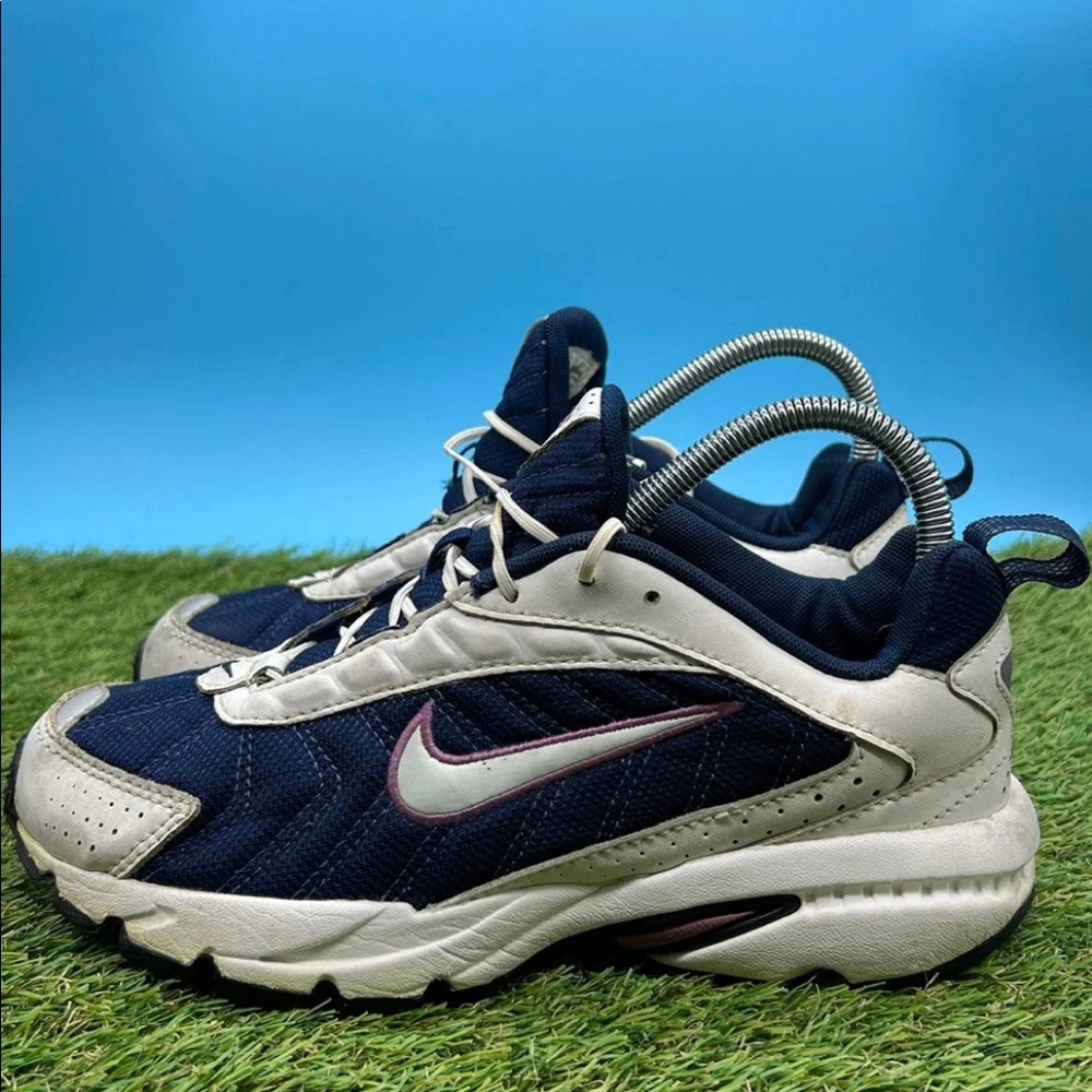Nike women shoes size 7.5